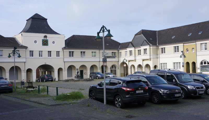 Datei:Brunnenplatz Foto 2019 Kopie.jpg